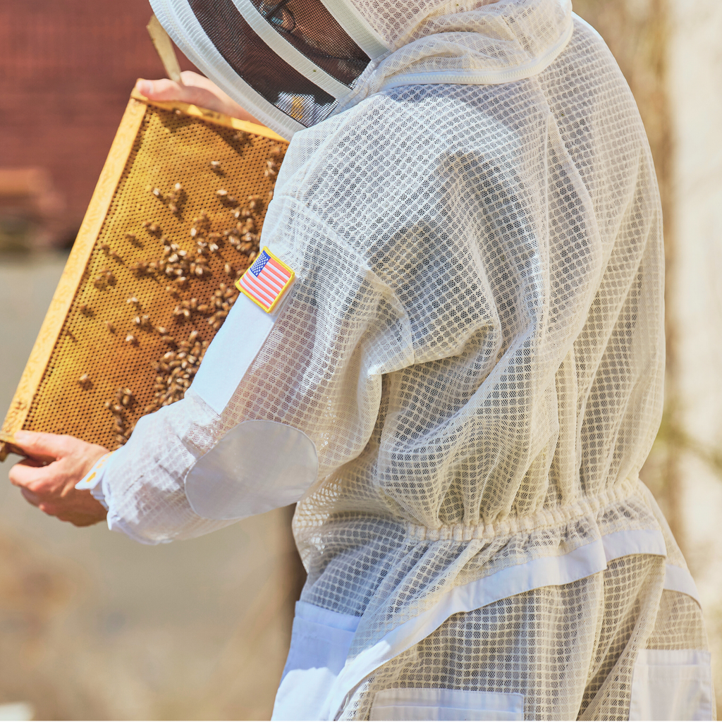 Sting Stopper Professional Ventilated Beekeeping Suit - Beekeeper White